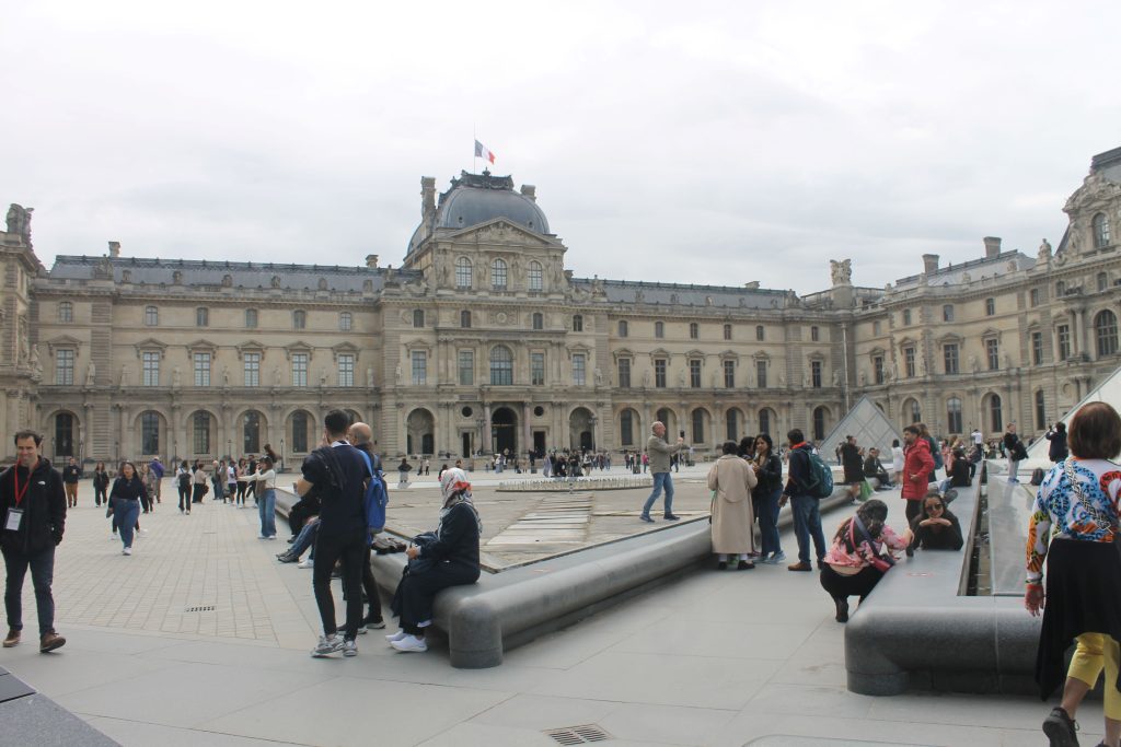 Louvre Museum