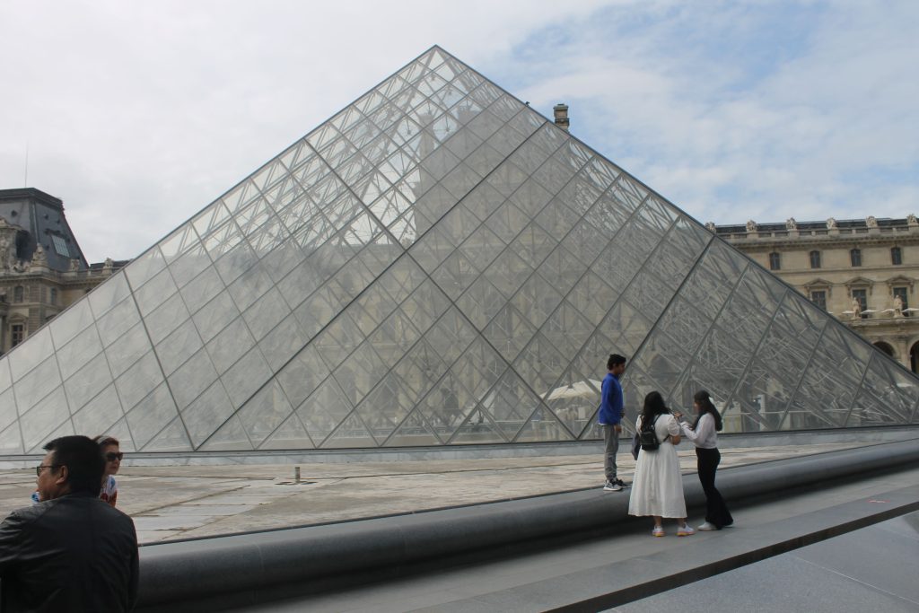 Louvre Museum